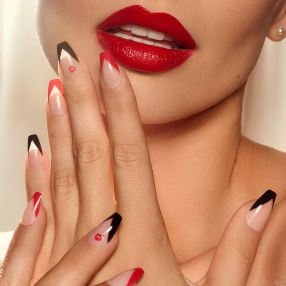 Marilyn Monroe x KISS Limited Edition Medium Length Nails - Picture 3 of 9